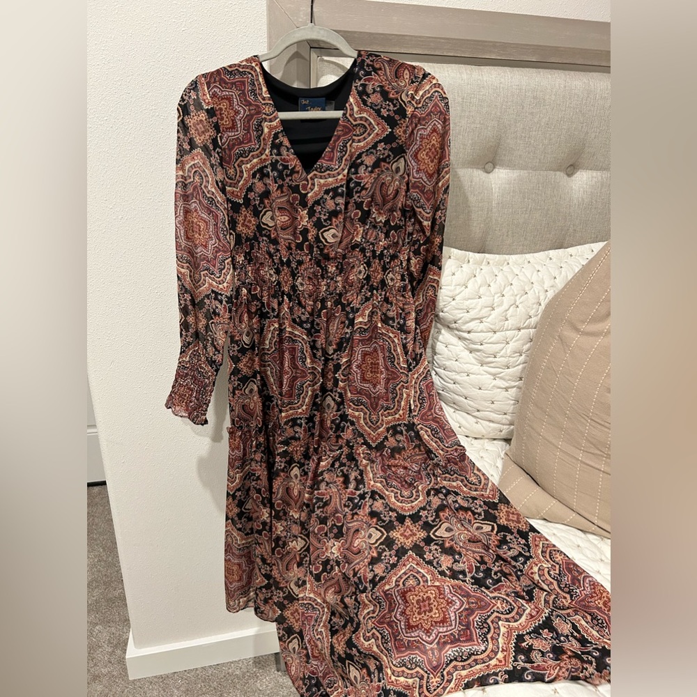 flowy dress